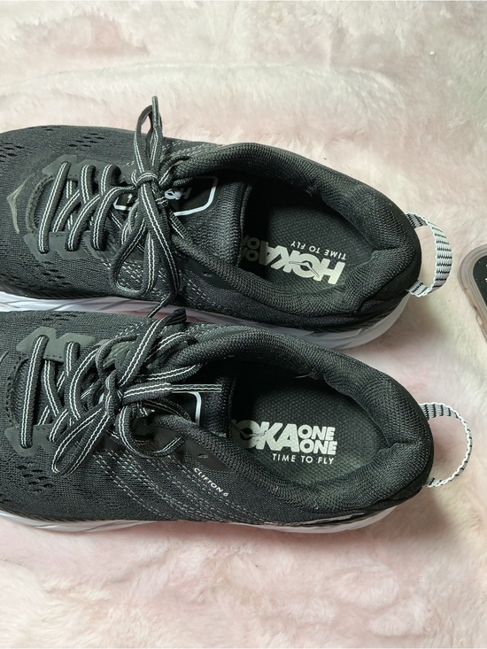Hoka One One Men\'s Black Athletic Running Shoes B97